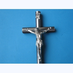 Krzyż drewniany ciemny brąz z paskiem 12 cm - 30%
